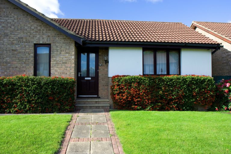 Podle čeho poznáte, že vaše střecha potřebuje rekonstrukci?