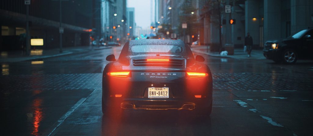 automobil