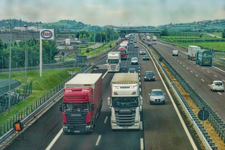 Současná kamionová doprava je ekologičtější, než tomu bylo kdy dřív