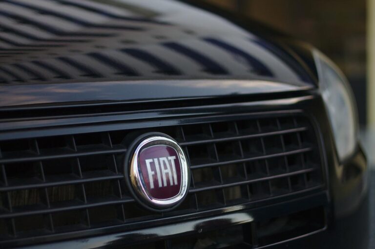 Offroad nebo obstojný silniční vůz? Fiat Tipo Cross dokáže být obojím!