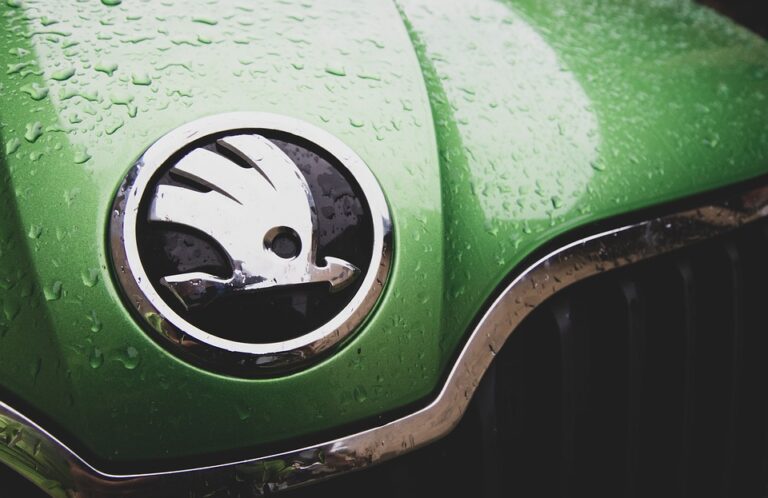 Škoda Karoq: Rodinné SUV, které si poradí s každým dobrodružstvím